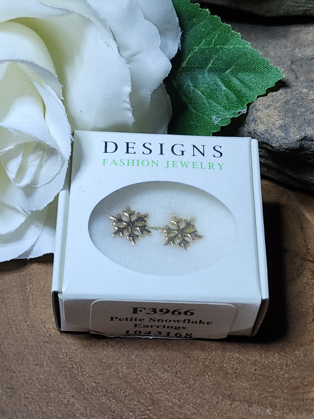 Fashion Jewelry Gold Toned Petite Snowflake Stud Earrings
